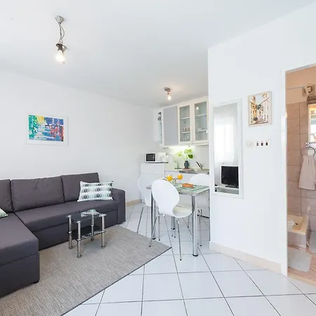 Apartment Studio Hajdi